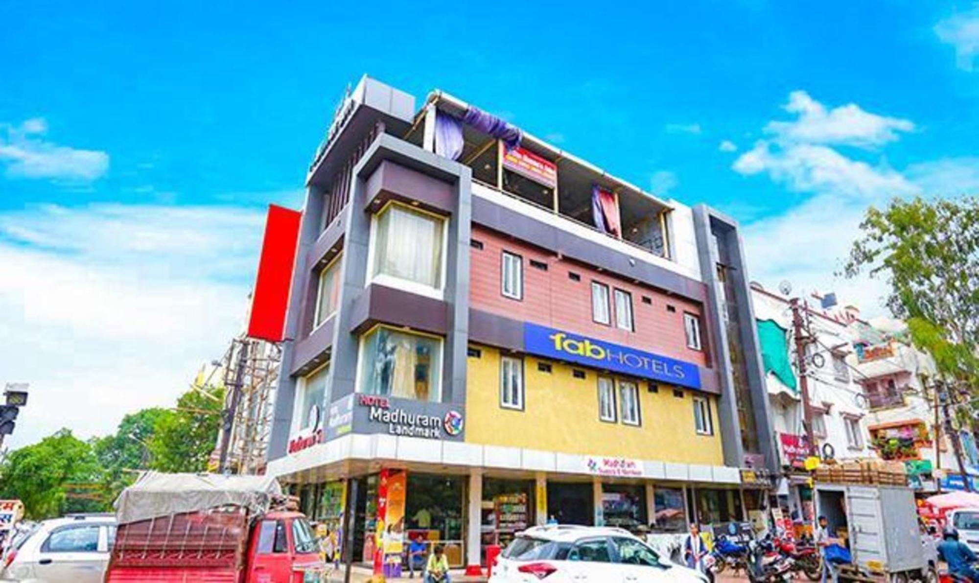 Fabexpress Madhuram Landmark Bhopal Eksteriør billede